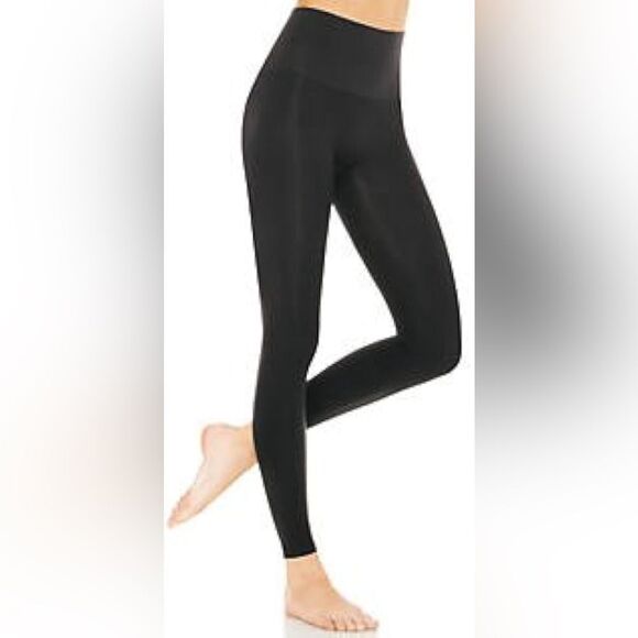 Assets Red Hot Label By Spanx Shaping Tights - Picture 1 of 8